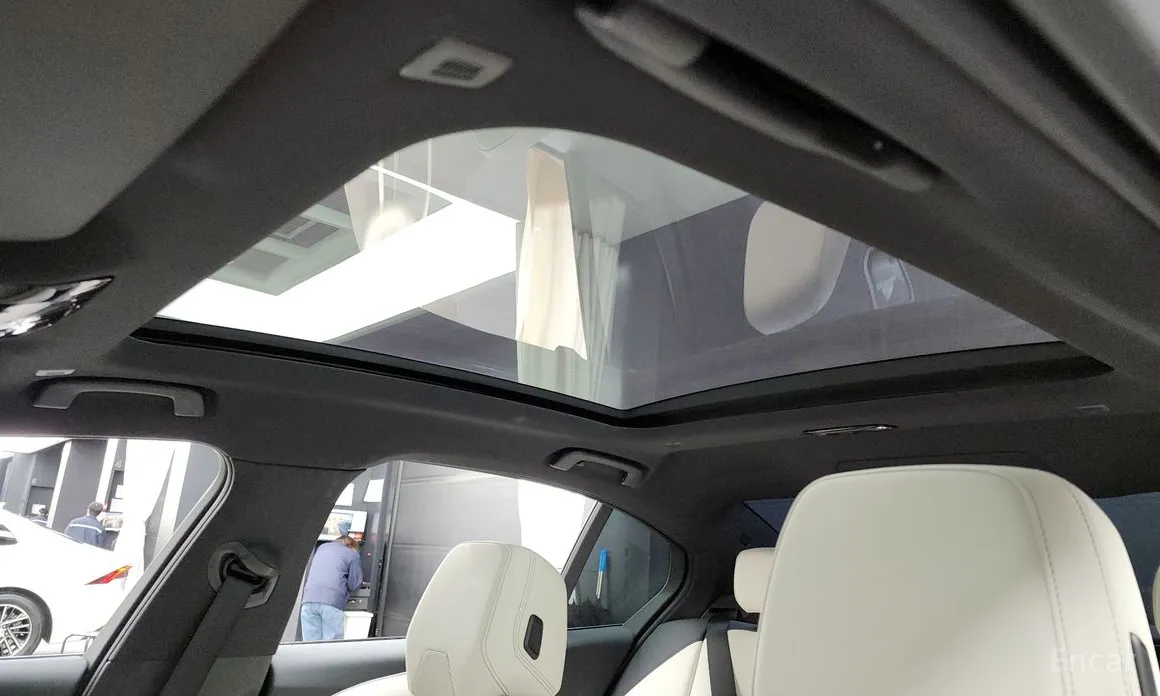 Фото 18 - BMW 5 Series