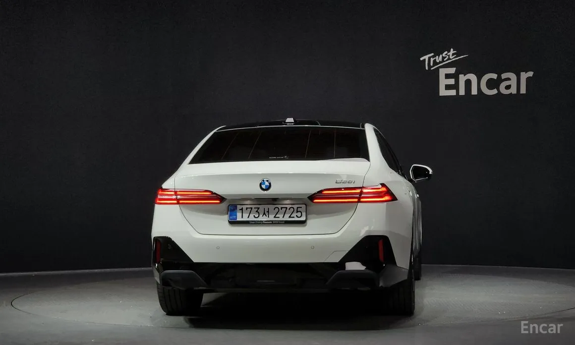 Фото 4 - BMW 5 Series