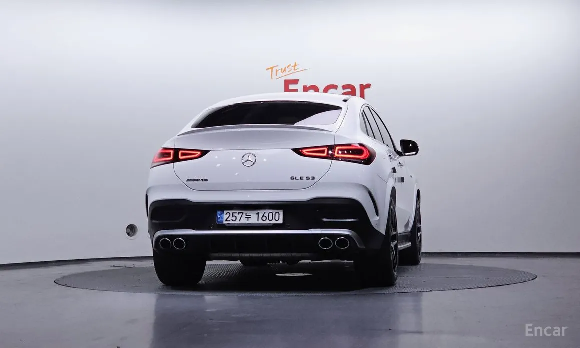 Фото 4 - Mercedes-Benz GLE-Class