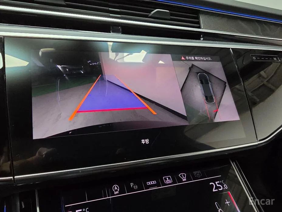 Фото 14 - Audi A8