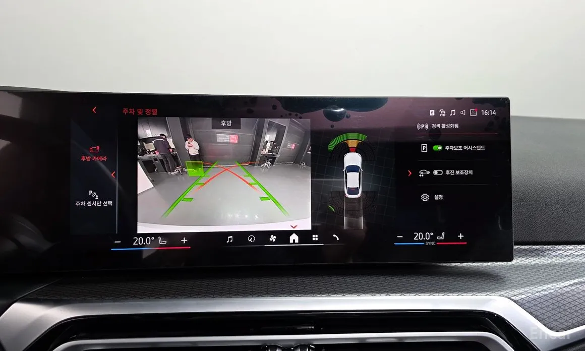 Фото 15 - BMW i4