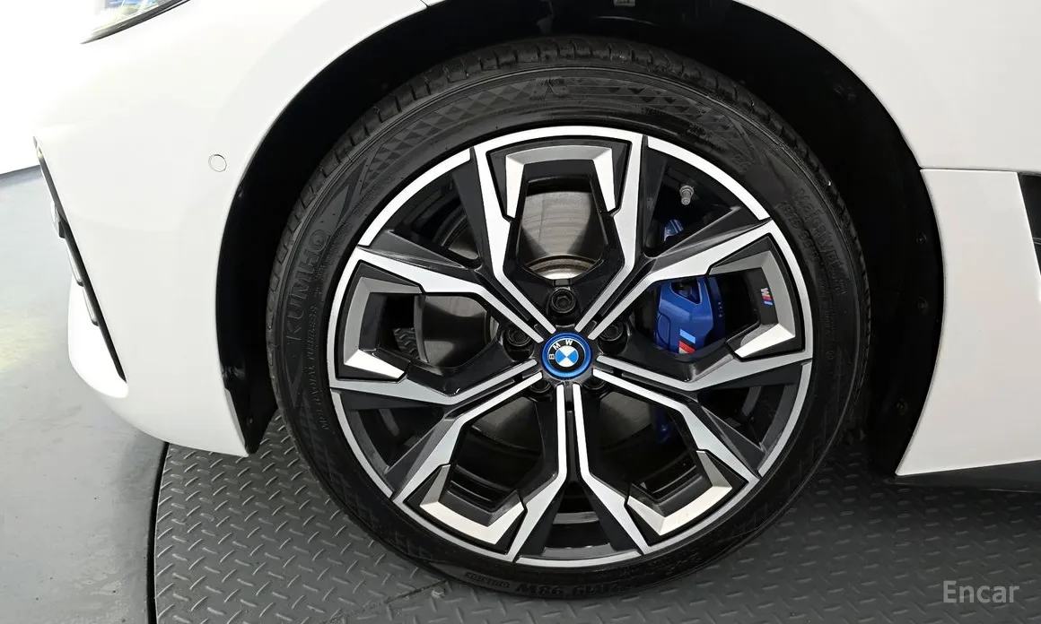 Фото 5 - BMW i4
