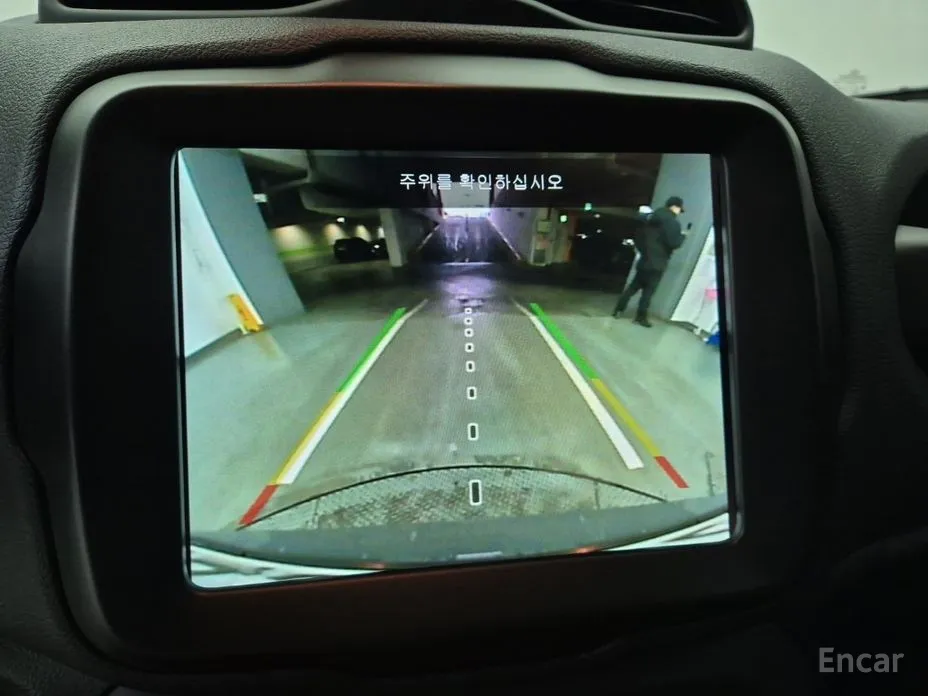 Фото 15 - Jeep Renegade