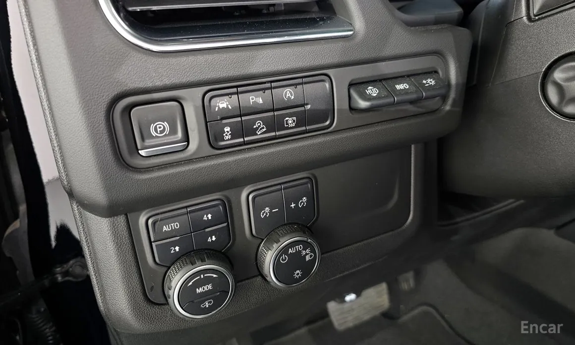 Фото 17 - Chevrolet Tahoe