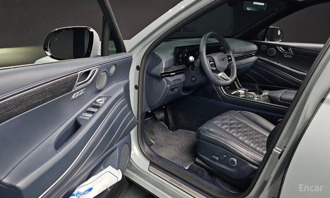 Фото 11 - Genesis GV80