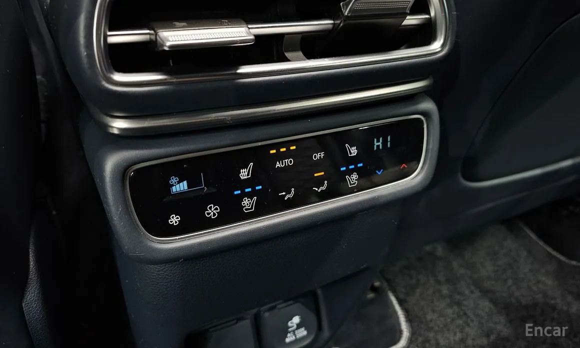 Фото 19 - Genesis GV80