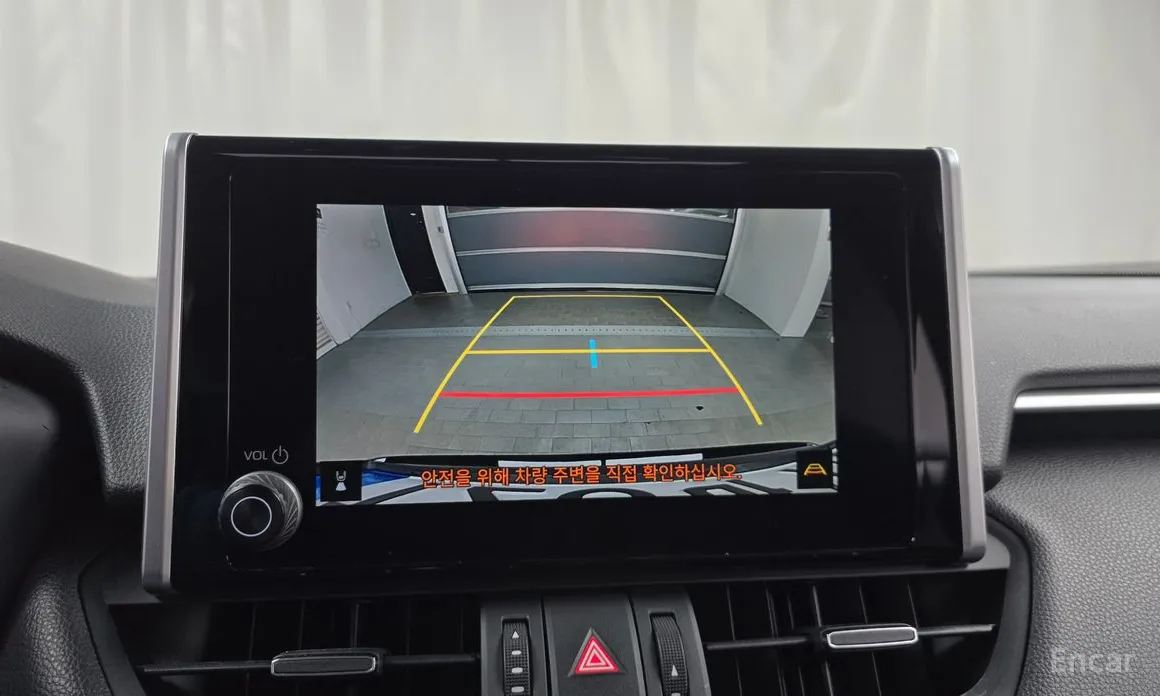 Фото 15 - Toyota RAV4