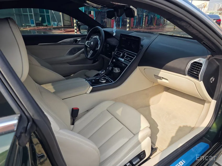 Фото 10 - BMW 8 Series