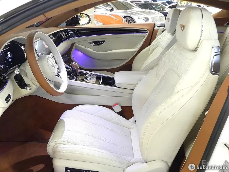 Фото 10 - Bentley Continental GT