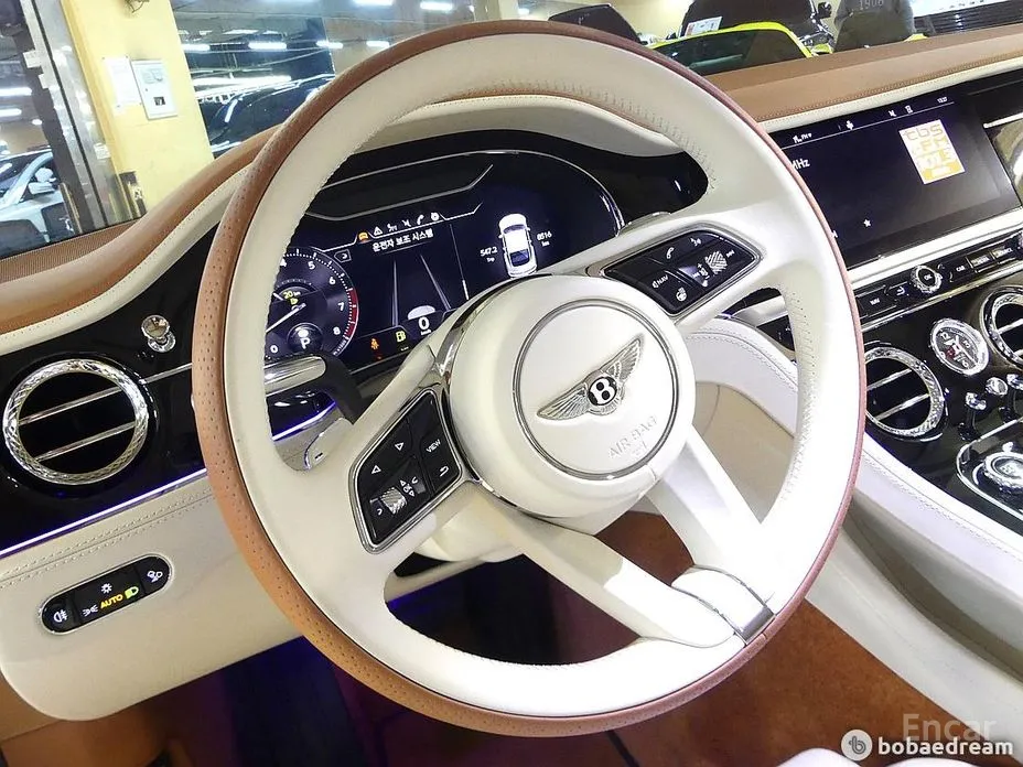 Фото 20 - Bentley Continental GT