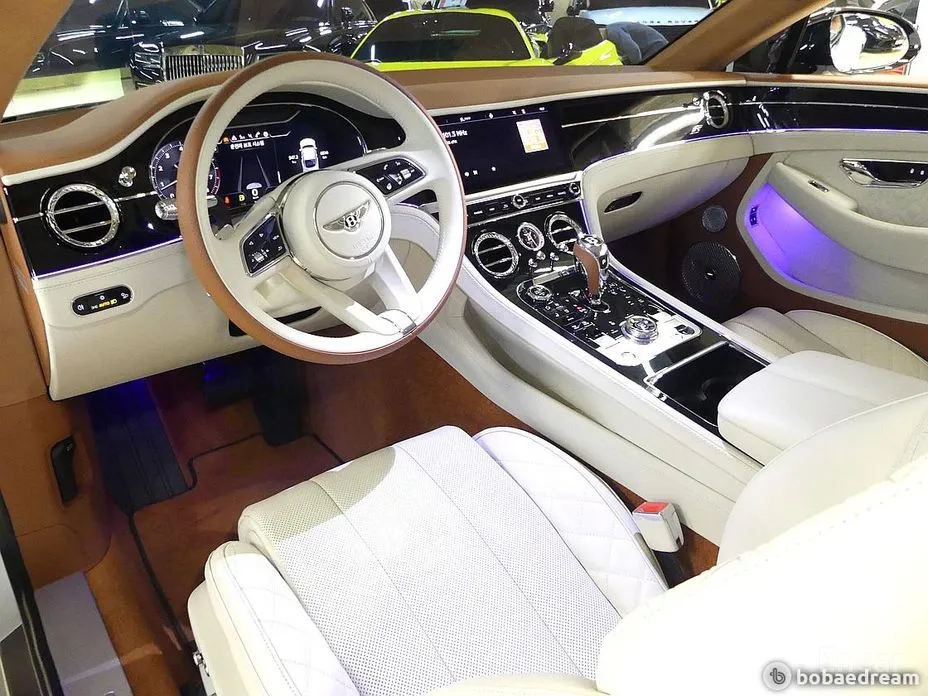 Фото 7 - Bentley Continental GT