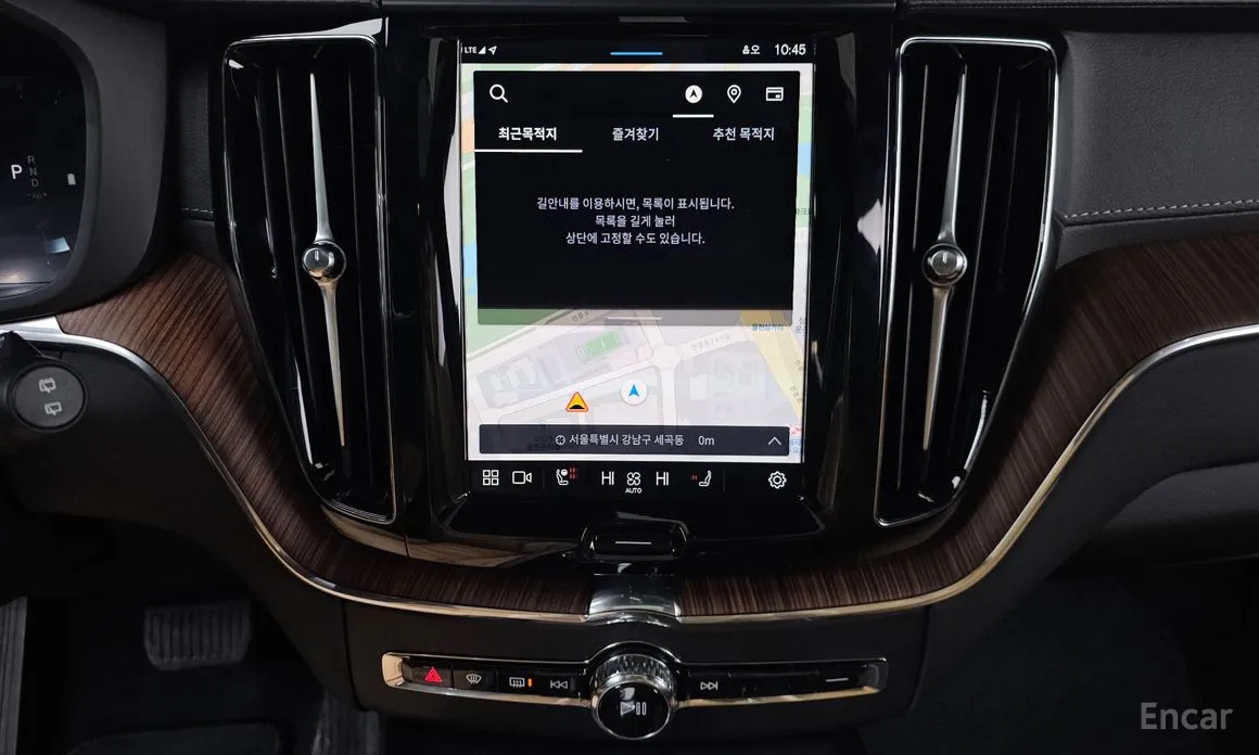 Фото 15 - Volvo XC60