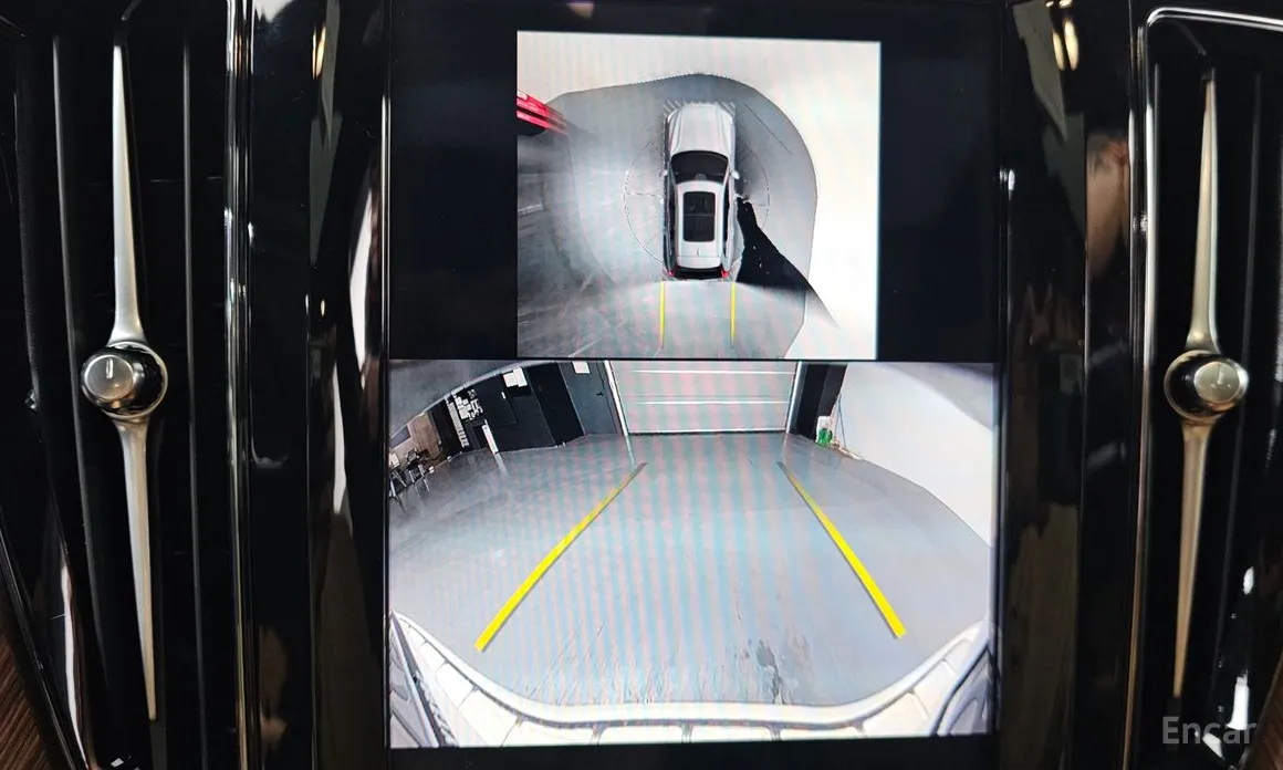 Фото 16 - Volvo XC60