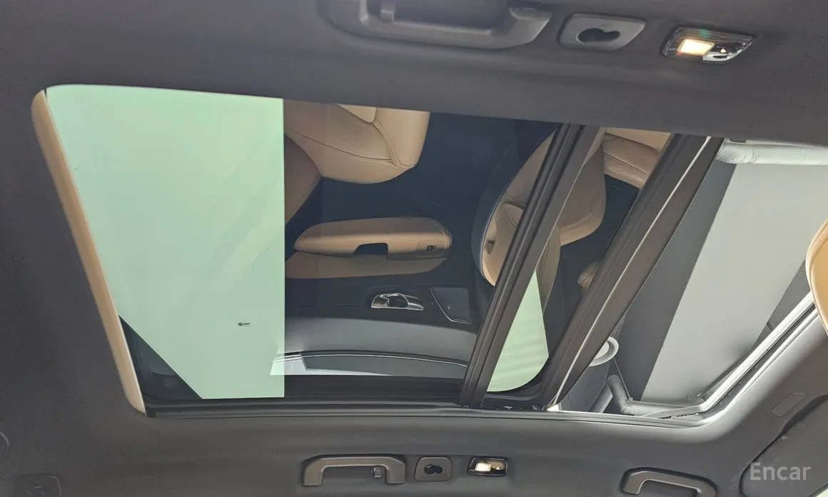 Фото 19 - Volvo XC60