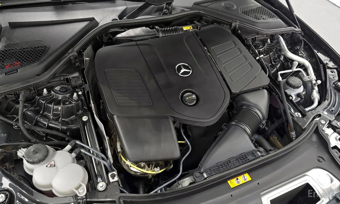 Фото 6 - Mercedes-Benz E-Class