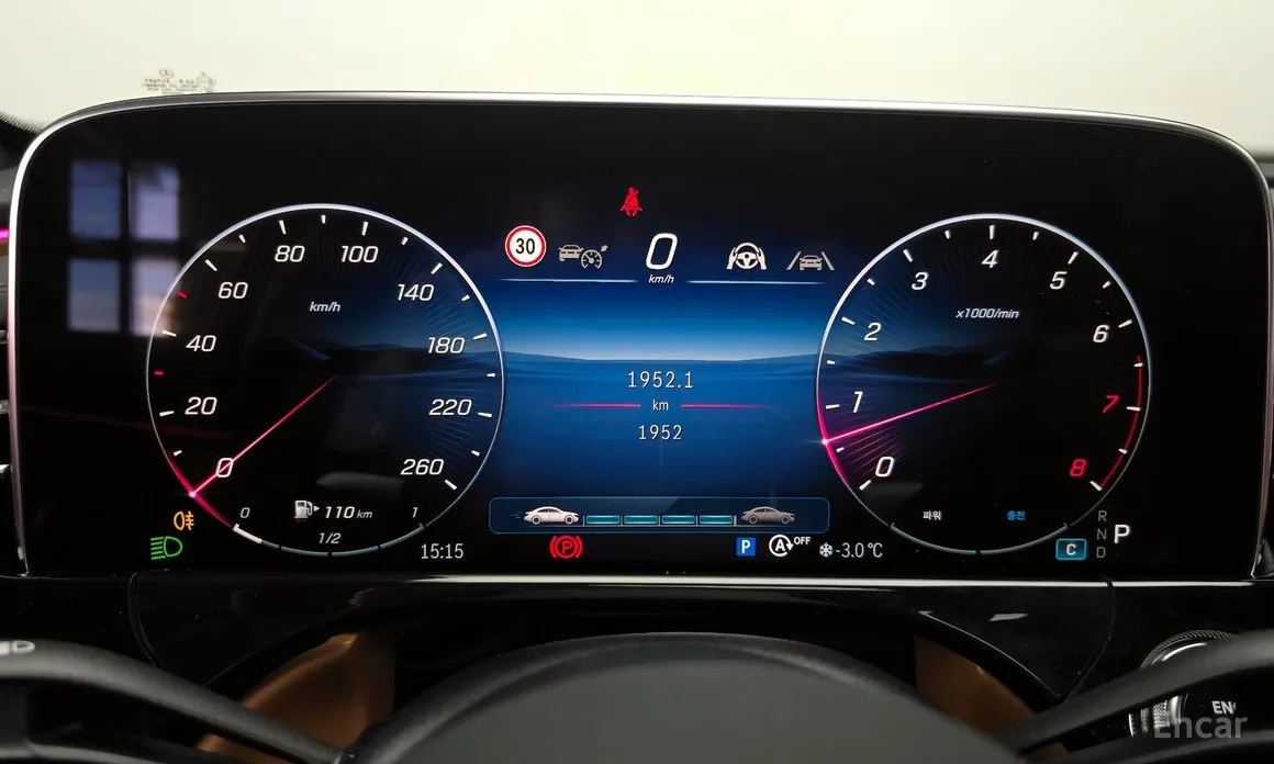 Фото 8 - Mercedes-Benz E-Class