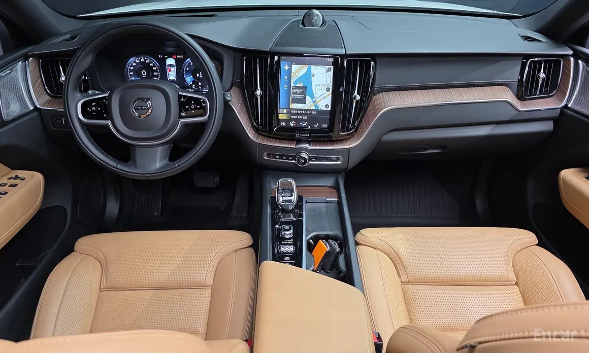 Фото 7 - Volvo XC60