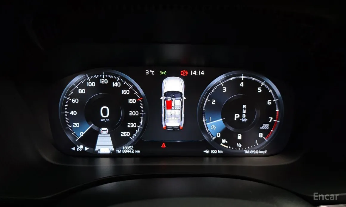 Фото 8 - Volvo XC60