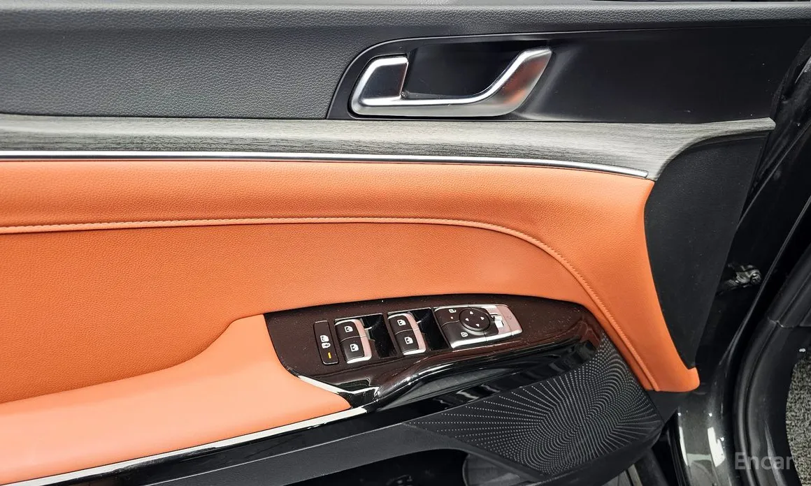 Фото 18 - Kia K5