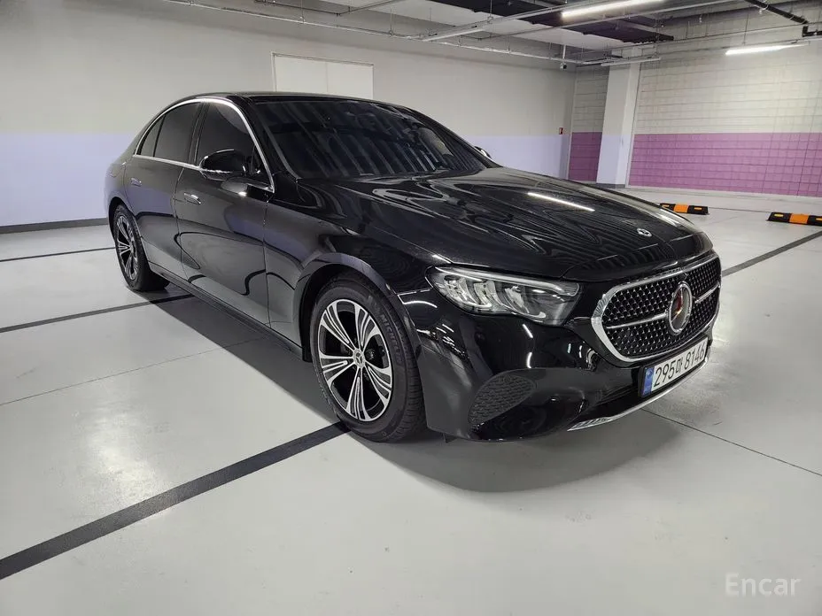 Фото 2 - Mercedes-Benz E-Class