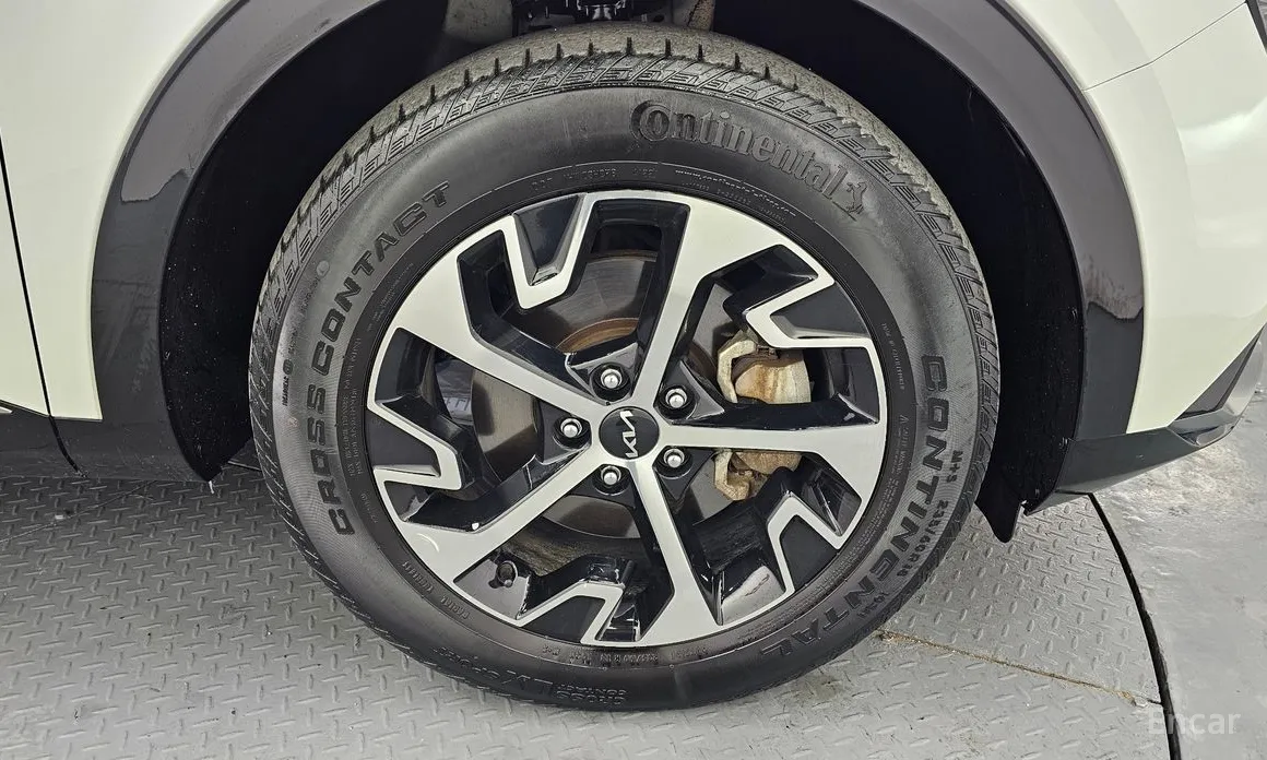 Фото 5 - Kia Sportage