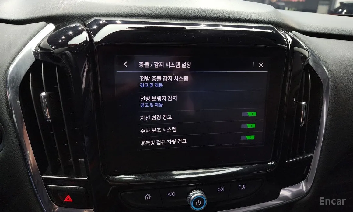 Фото 16 - Chevrolet Traverse