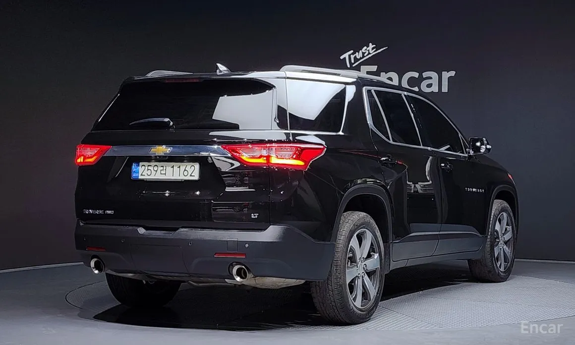 Фото 2 - Chevrolet Traverse