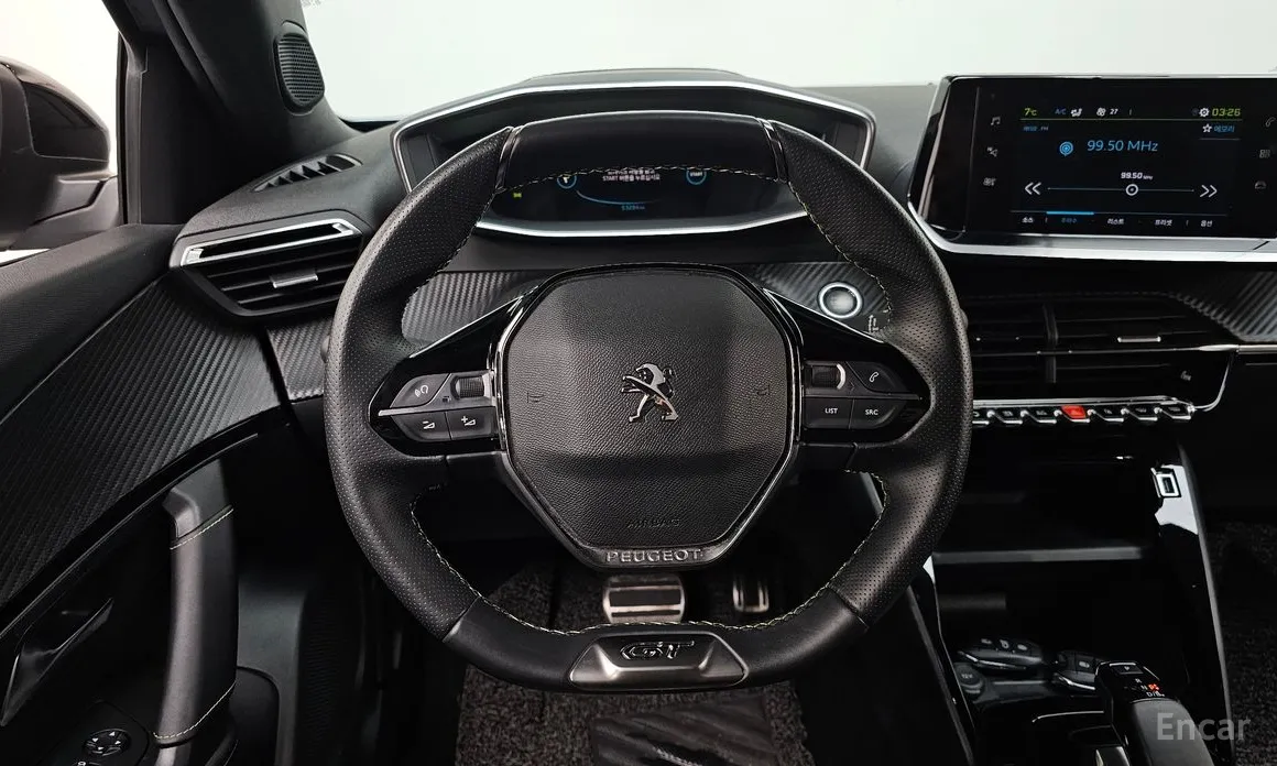 Фото 13 - Peugeot 2008