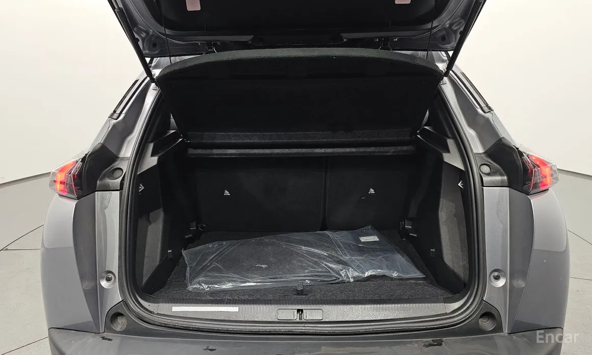 Фото 20 - Peugeot 2008