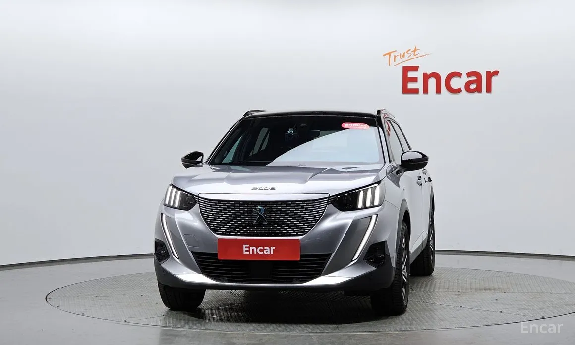 Фото 3 - Peugeot 2008