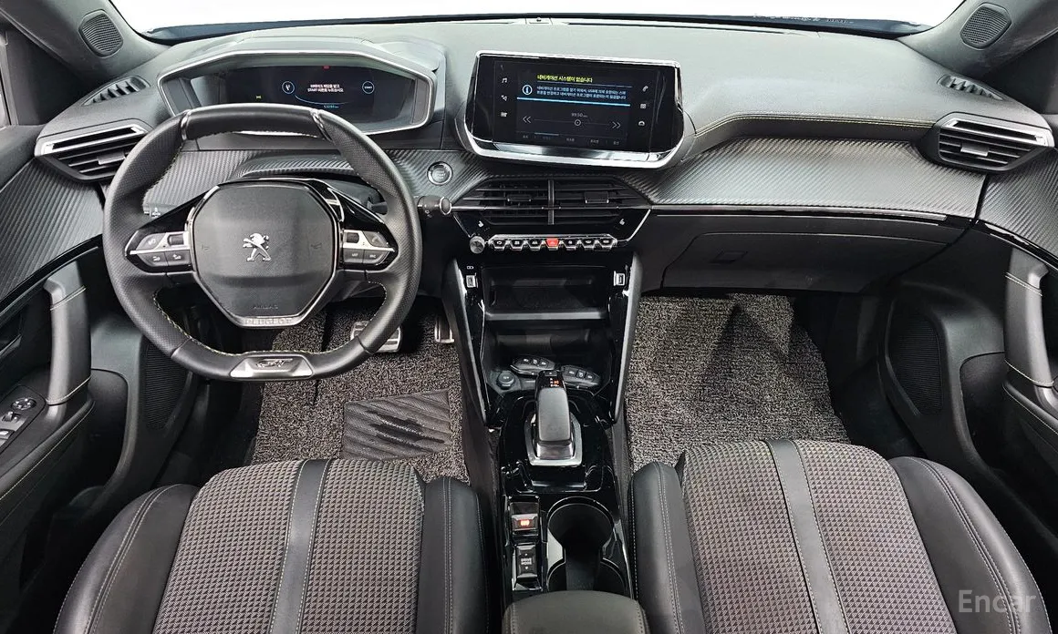 Фото 7 - Peugeot 2008