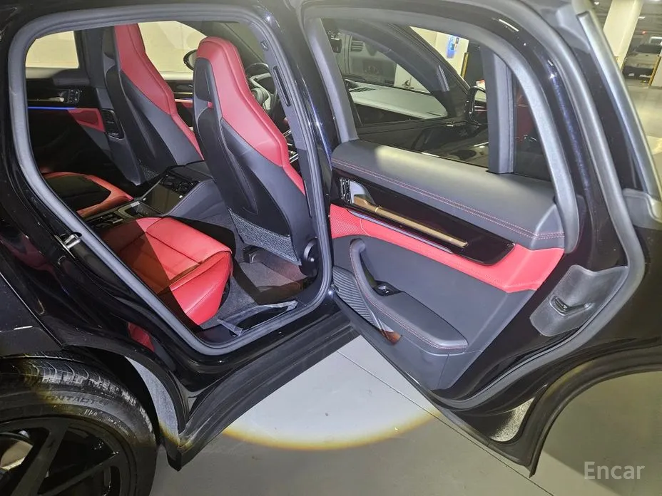 Фото 10 - Porsche Panamera