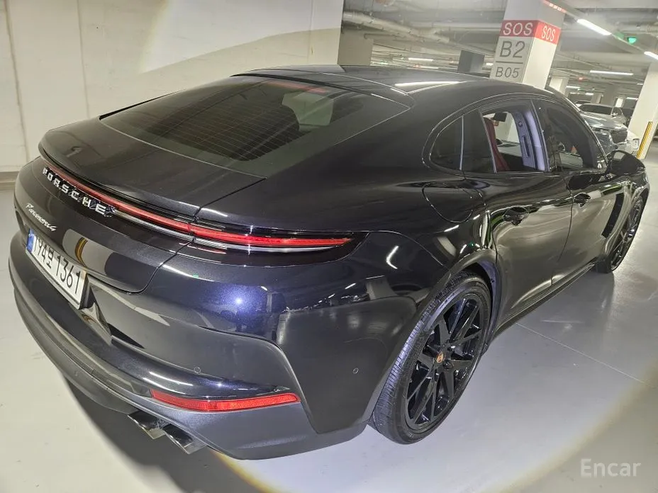 Фото 4 - Porsche Panamera