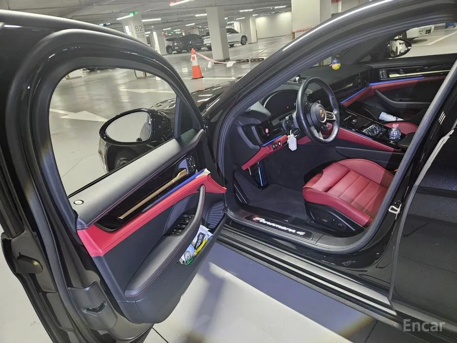 Фото 7 - Porsche Panamera