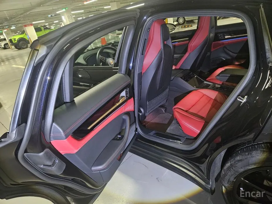 Фото 9 - Porsche Panamera