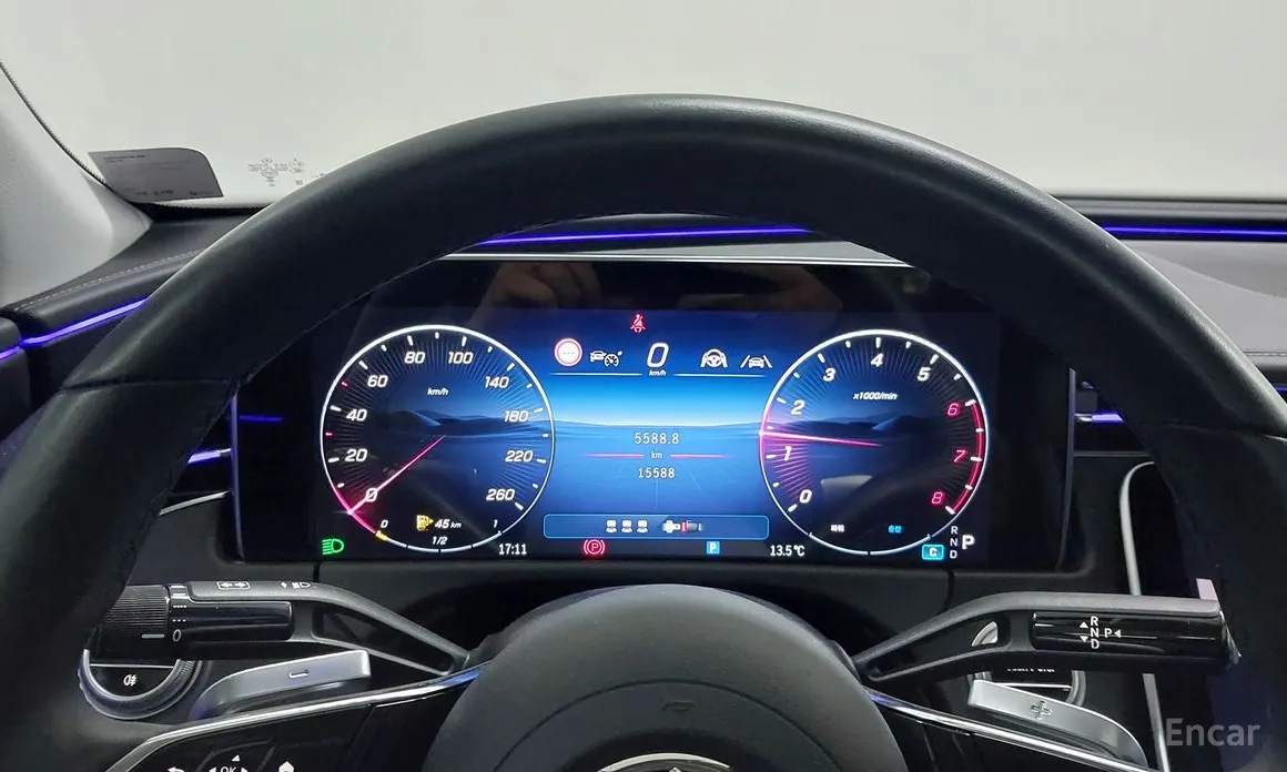 Фото 8 - Mercedes-Benz E-Class