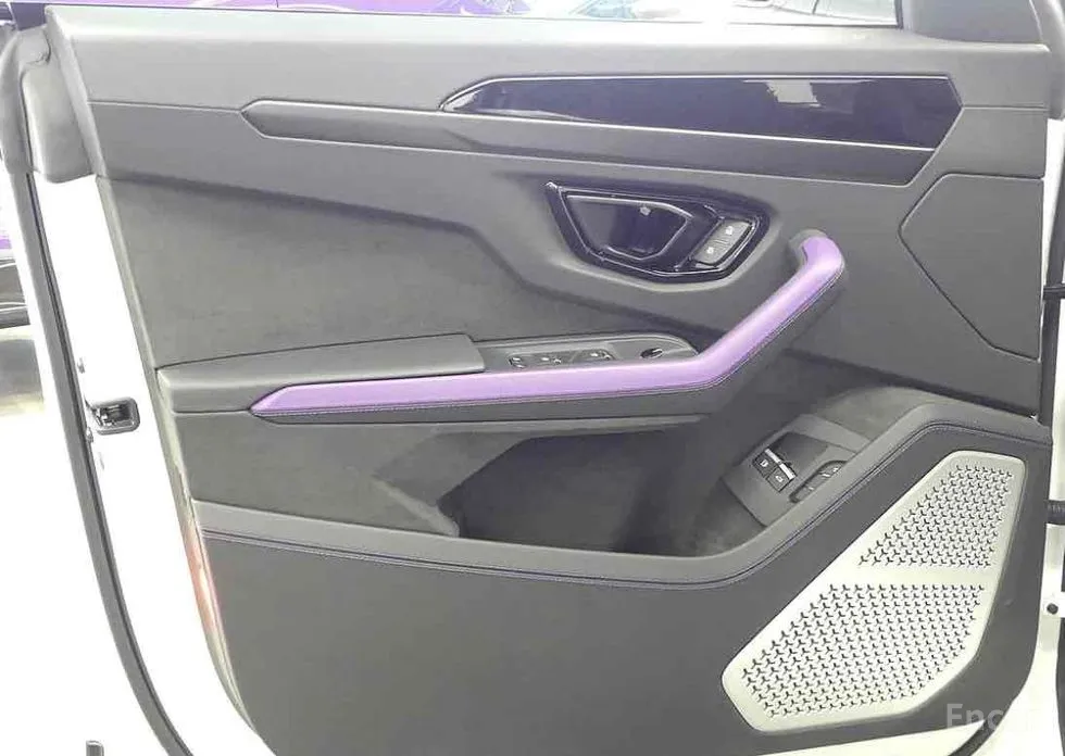 Фото 12 - Lamborghini Urus