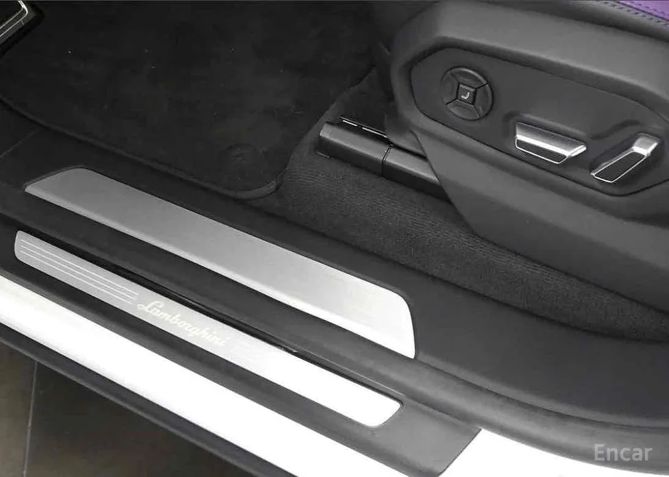 Фото 19 - Lamborghini Urus