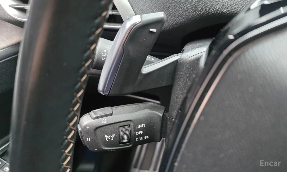 Фото 17 - Peugeot 3008