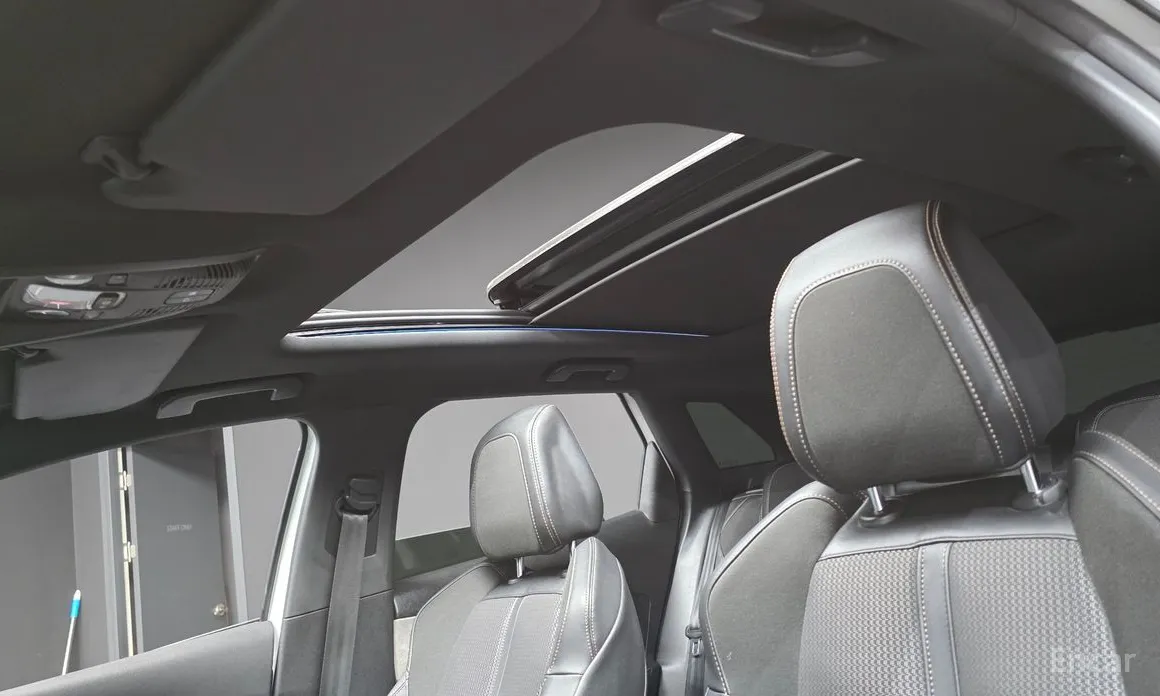 Фото 19 - Peugeot 3008