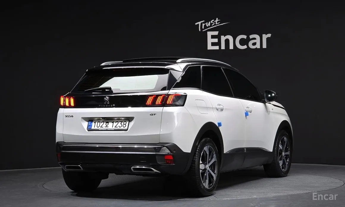 Фото 2 - Peugeot 3008