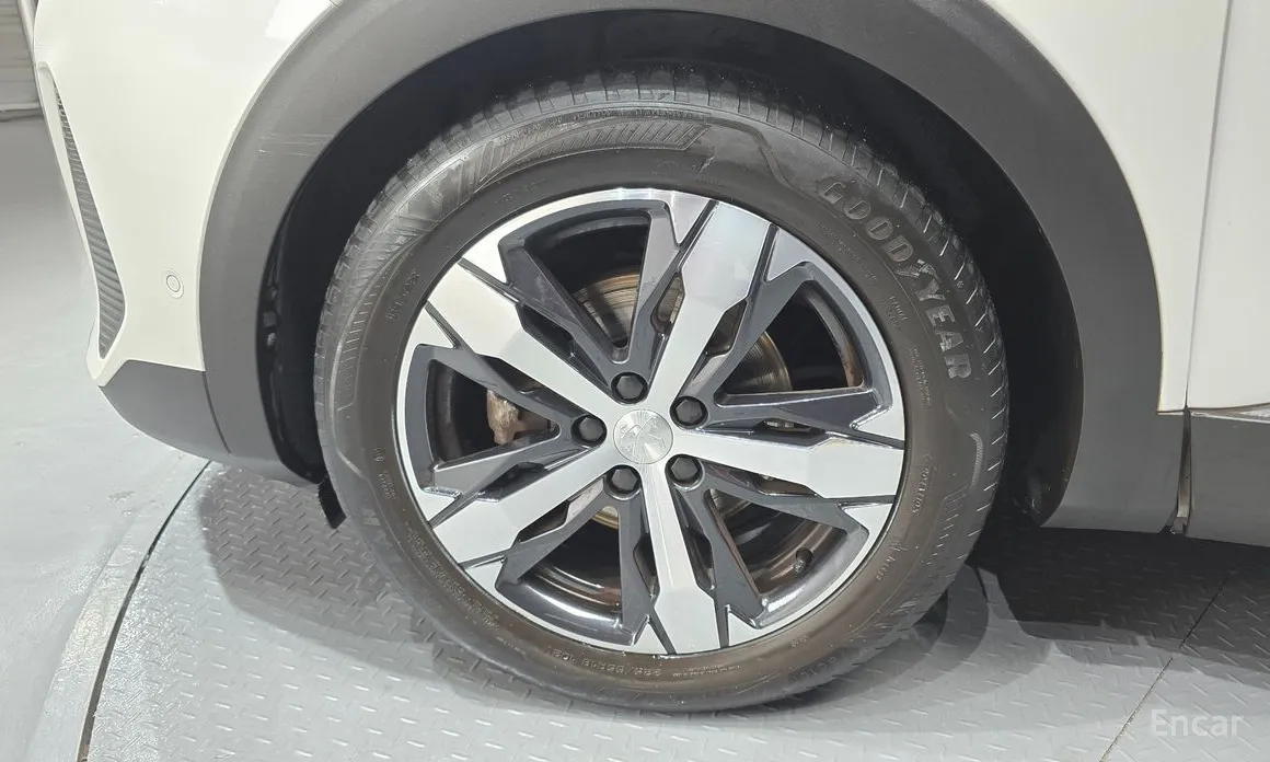 Фото 5 - Peugeot 3008