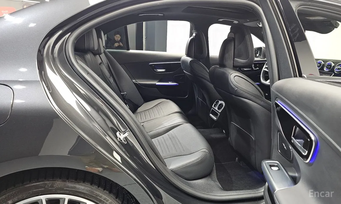 Фото 12 - Mercedes-Benz C-Class