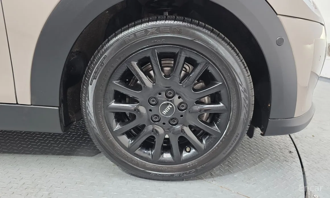 Фото 5 - Mini Cooper