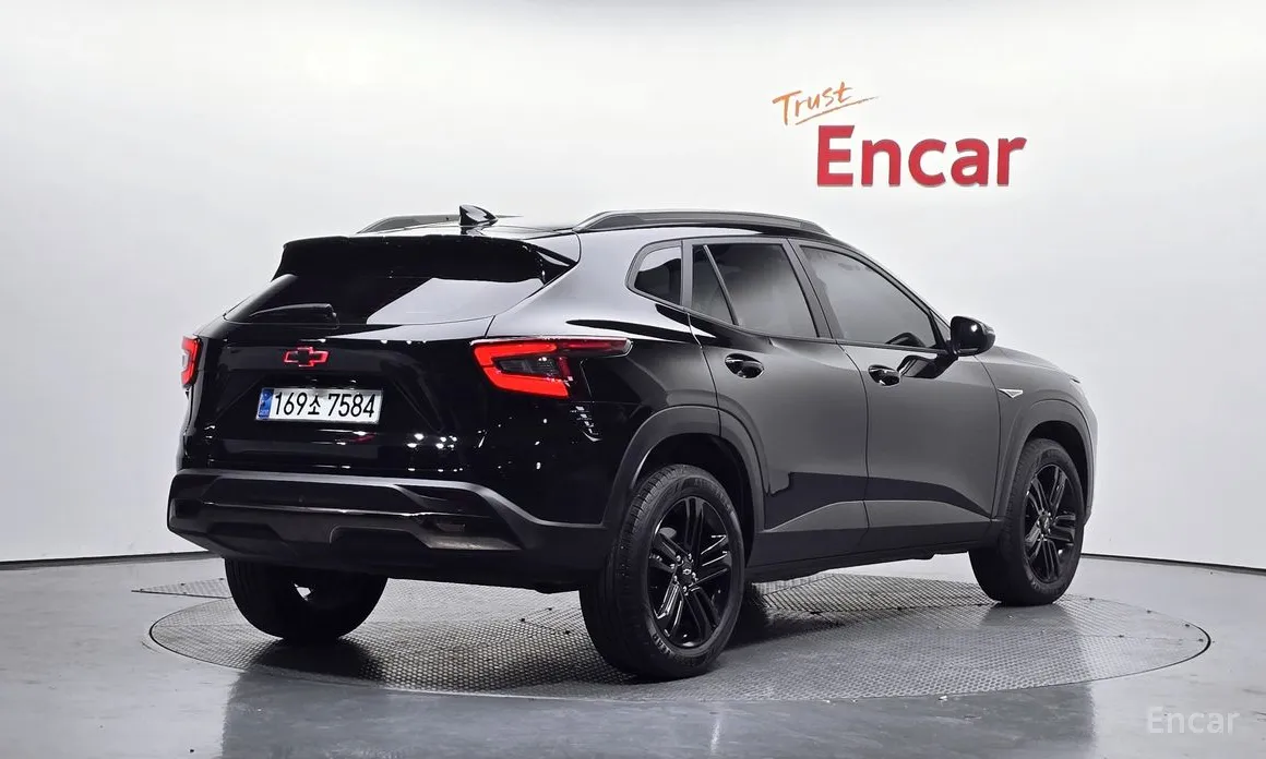 Фото 2 - Chevrolet Trax