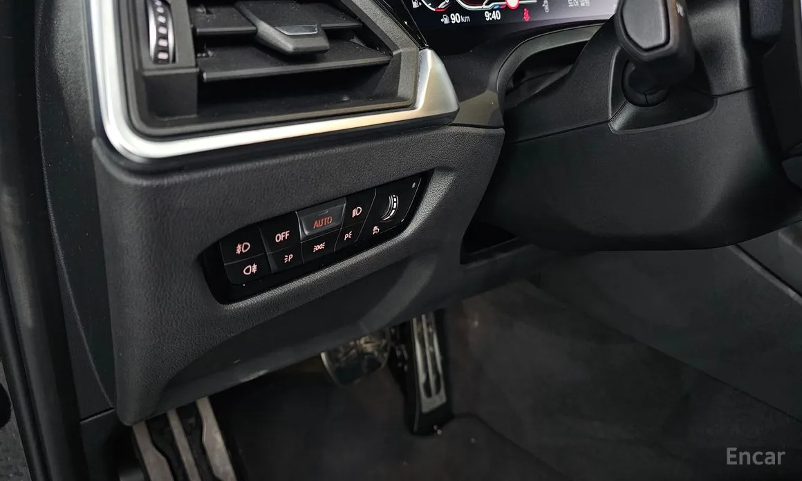 Фото 18 - BMW 3 Series