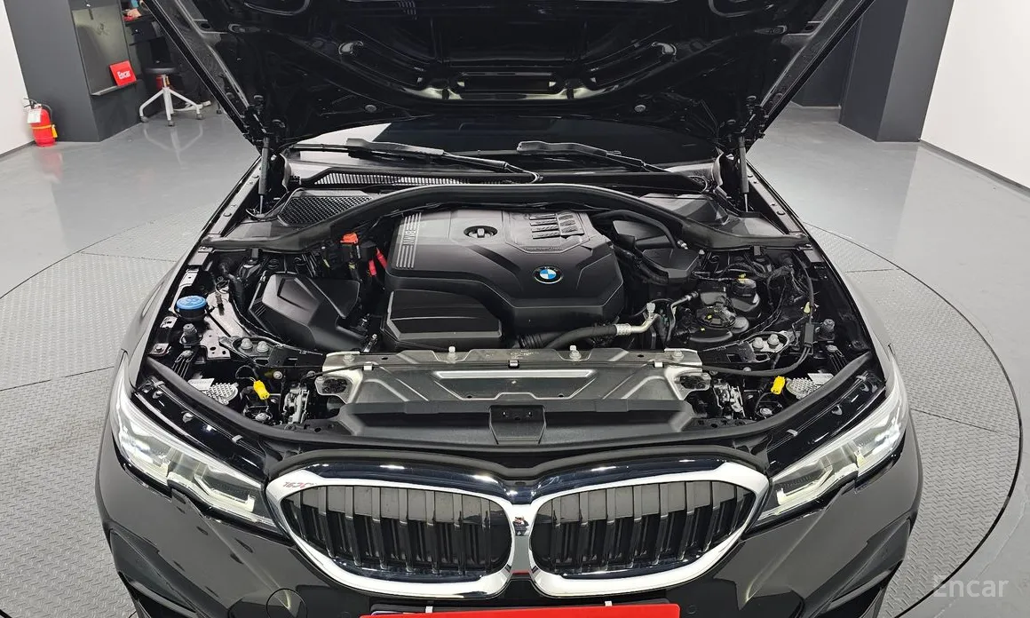 Фото 6 - BMW 3 Series