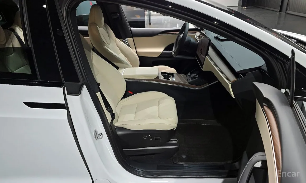 Фото 11 - Tesla Model X