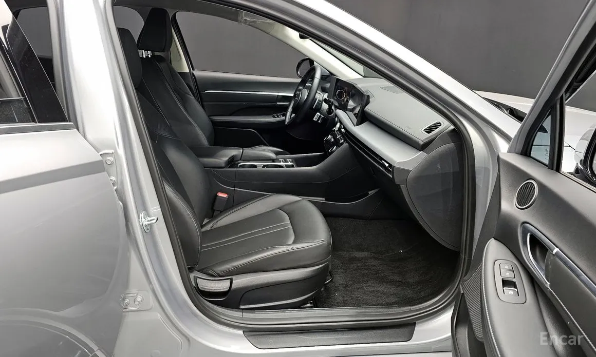 Фото 11 - Hyundai Sonata