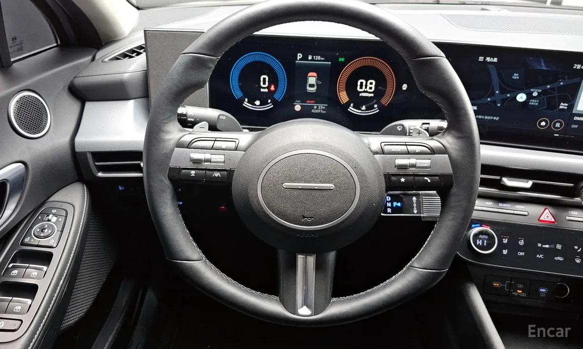 Фото 13 - Hyundai Sonata